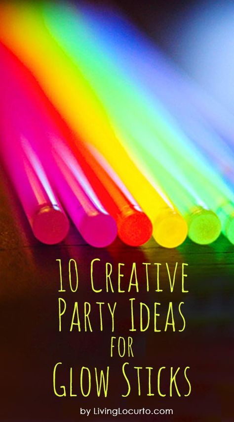 10 Creative Party Ideas for Glow Sticks. Such fun ideas! #glowsticks #party #partyideas Glow Stick Party, Creative Party Ideas, Blacklight Party, Dark Party, 13th Birthday Parties, Glow Stick, Diy Birthday Party, Glow Party, Neon Party