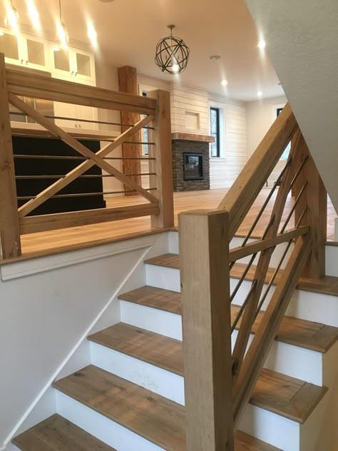 Farmhouse Railing- Grant Norris Building Company Farmhouse Railing, Stair Railing Ideas, Split Entry Remodel, Farmhouse Stairs, Interior Stair Railing, Rustic Stairs, Interior Railings, Split Foyer, Trendy Farmhouse