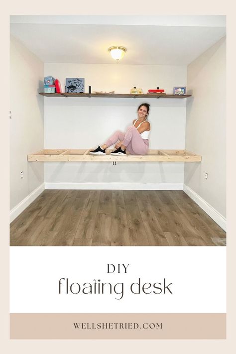 Floating Desk Diy, Diy Wall Desk, Desk With Printer, Floating Desk Ideas, Diy Built In Desk, How To Build A Desk, Floating Corner Desk, Floating Wall Desk, Build A Desk