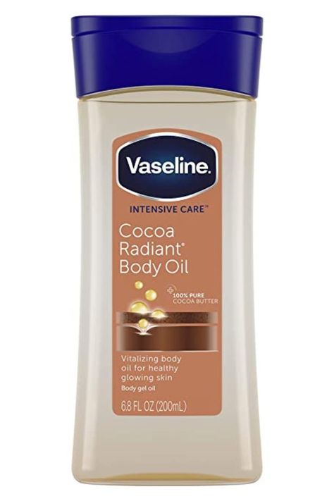 Is Vaseline Intensive Care Cocoa Radiant good for skin? Body Gel Oil, Gift Idea Aesthetic, Gift Ideas Aesthetic, Best Body Oil, Body Skin Care Products, Pure Cocoa Butter, Gifts Aesthetic, Shower Products, Gift Aesthetic