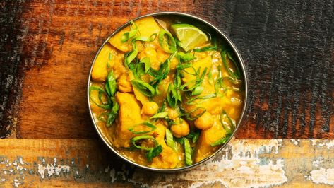 Trinidadian chickpeas and potato suspended in a delicious mash. Chickpea And Potato, Aloo Chana, Chana Recipe, Trinidadian Recipes, Curry Goat, Madras Curry, Caribbean Recipes, Vegetable Sides, Cooking Techniques