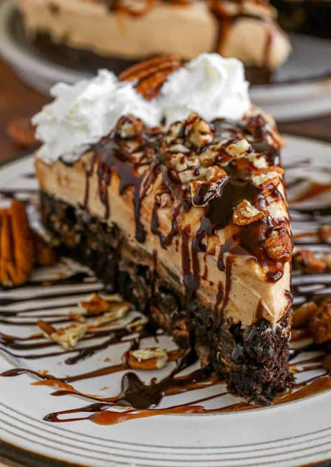 Caramel Brownie Cheesecake, Brownie Bottom Cheesecake, Turtle Brownie, Peanut Butter Desserts Easy, Brownie Crust, Turtle Cheesecake Recipes, Cheesecake Caramel, Turtle Brownies, Cocoa Powder Recipes