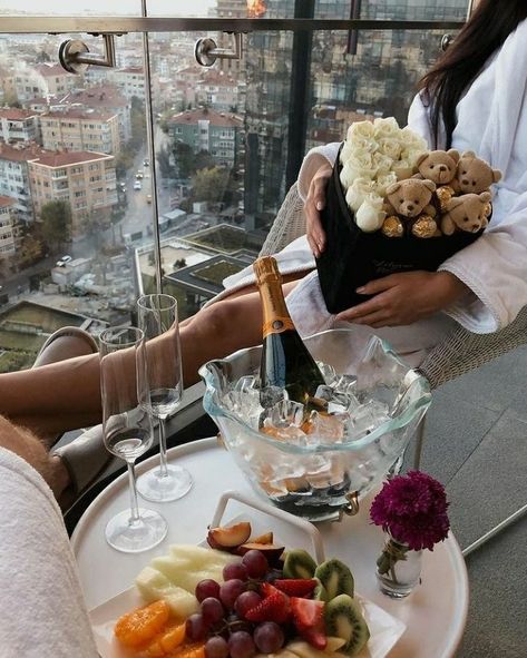 Treated Like A Princess, Spoiled Girlfriend, Girlfriend Aesthetic, Travel Inspiration Destinations, Rich Girl Lifestyle, Art Of Seduction, Spoil Yourself, Love Affirmations, Future Life