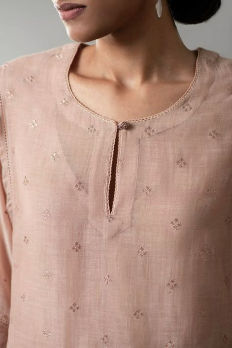 Silk Kurti Designs, Salwar Neck Designs, Churidar Neck Designs, Kurta Patterns, Churidar Designs, Simple Kurta Designs, Designer Kurti Patterns, Kurti Patterns, Simple Kurti Designs