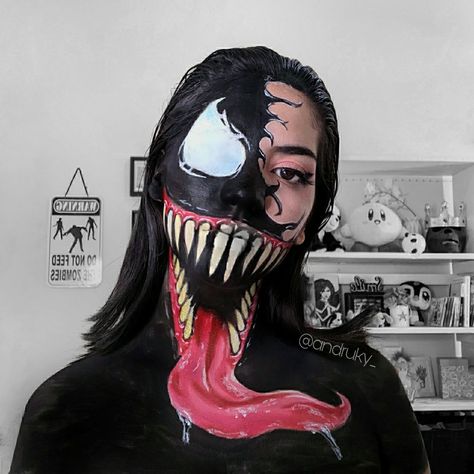 Venom Makeup Halloween, Venom Costume Female, Venom Makeup Female, Venom Halloween Makeup, Venom Face Paint, Venom Makeup, Venom Cosplay, Venom Costume, Make Up Halloween