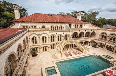 Dream Atlanta mansion featured in the movie Zombieland and used as a set for popular TV shows hits the market at $18.8million #realestateagent #realestate #realestatemarket #investinGA Atlanta Mansions, Mega Mansions, One Picture, Mansions Luxury, Outdoor Entertaining Area, Coral Stone, Tag Your Friends, House Goals, Resort Style