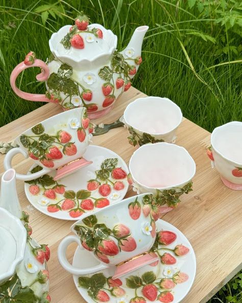 Strawberry series 🍓tea set. Hiking with the set is soooooo nice😌#fairycup #tealover #tealovers #teacup #teaset #teapot #teapots #makelifearide #teacupcollector #teacupcollection #idyllic #cupcollection #fyp #fypシ #fypage #foryou #foryoupage Cottage Core Tea Set, Strawberry Tea Cup, Strawberry Tea Set, Teapot Decorating Ideas, Tea Pot Aesthetic, Strawberry Teacup, Fairy Pots, Strawberry Ceramic, Ceramic Fairy