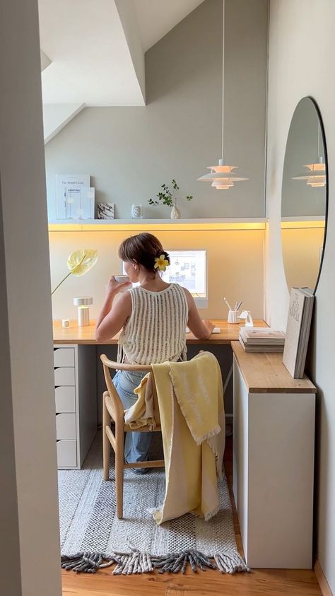 Elisa | MY FAVORITE IKEA HACK: wall shelf with indirect lighting ✨ What you need: • Mosslanda picture ledge from IKEA - just install it the other... | Instagram Ikea Mosslanda Hack, Mosslanda Ikea, Ikea Office Hack, Ikea Mosslanda, Mosslanda Picture Ledge, Austin Apartment, Clinic Decor, Picture Ledge, Boho Interiors