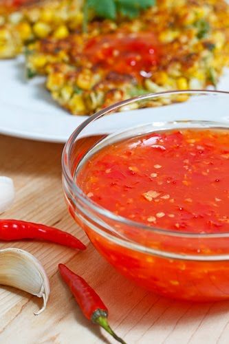 Sweet Chilli Sauce Sweet Chilli Sauce Recipe, Thai Chilli, Thai Peppers, Closet Cooking, Sweet Chilli Sauce, Cooking Homemade, Rice Wine, Sweet Chilli, Think Food