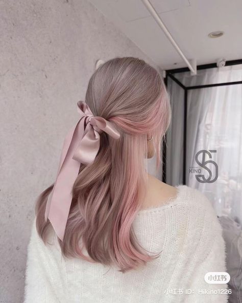 Kpop Hair Color, Long Pink Hair, Pink Blonde Hair, Beige Hair, Korean Hair Color, Hair Color Underneath, Dyed Hair Inspiration, Spring Hair Color, Hair Color Pastel