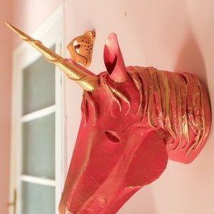 Cardboard Unicorn, Sculpture Cardboard, Paper Mache Animal Head, Antelope Skull, Paper Mache Animals, Please Me, Unicorn Head, Add Personality, Animal Heads