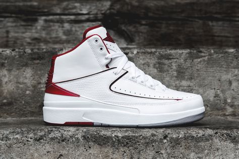 Air Jordan 2 Retro White/Red Black Ninja, Air Jordan 2 Retro, Air Jordan 2, Shoes Illustration, Baskets Nike, Shoes Teen, Jordan 2, Latest Shoe Trends, Air Jordans Retro