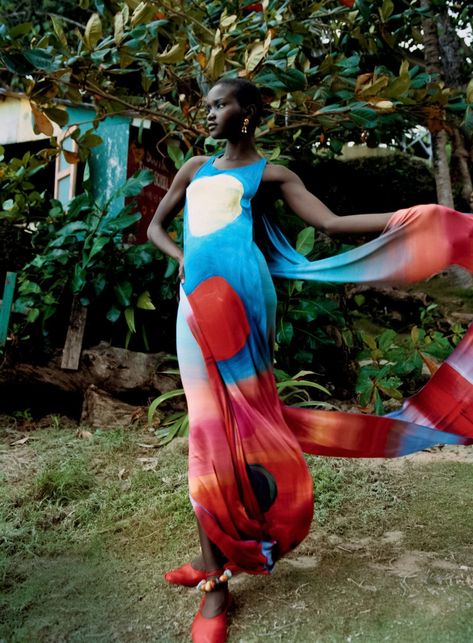 Nadine Ijewere Captures 'Eternal Sunshine' Hothouse Style for Vogue US April 2023 — Anne of Carversville Long Dress Photoshoot, Jamaica Fashion, Nadine Ijewere, Rick Owens Dress, Silhouette Head, Art Inspired Fashion, Faye Wong, Marni Dress, Arty Fashion