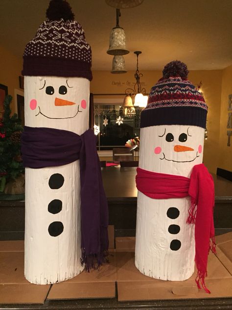 Log Snowmen, Post Snowman, Log Snowman, Pallet Snowman, Christmas Crafts Snowman, Christmas Country, Wooden Snowmen, Fence Posts, Wooden Posts