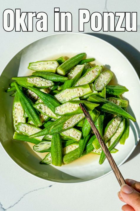 Easy Okra Recipe Asian Okra Recipes, Green Cabbage Kimchi Recipe, Asian Recipes Videos, Banchan Recipe, Asian Recipes Easy, Braised Chicken Recipes, Garlic Fried Chicken, Okra Recipe, Recipes Korean