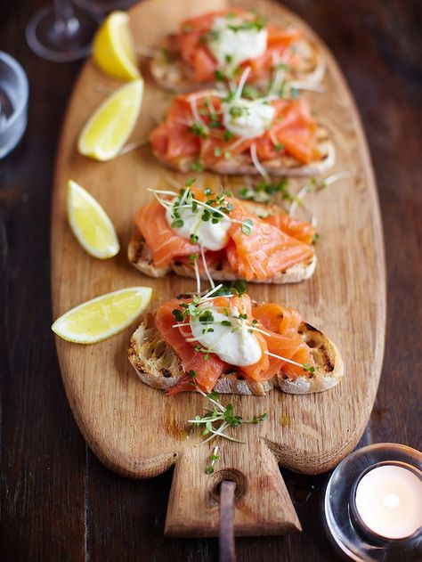 Smoked Salmon on Toast | Fish Recipes | Jamie Oliver Recipes Smoked Salmon Starter, Traditional Christmas Dinner Menu, Salmon Starter, Posh Dinner, Traditional Christmas Dinner, Toast Ideas, Perfect Dinner Party, Smoked Salmon Recipes, Christmas Dinner Menu