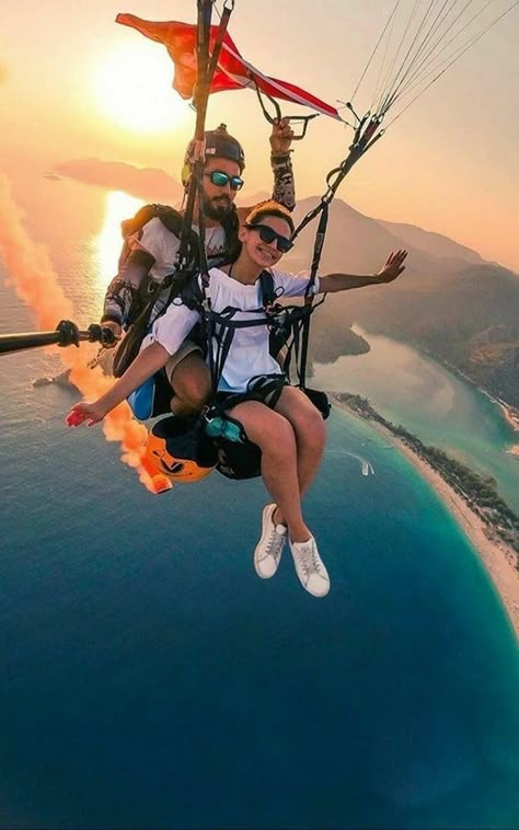 Sport Aesthetic, Extreme Sport, Adventure Bucket List, Adventure Sports, Future Lifestyle, Skydiving, My Vision Board, Extreme Sports, Travel Goals