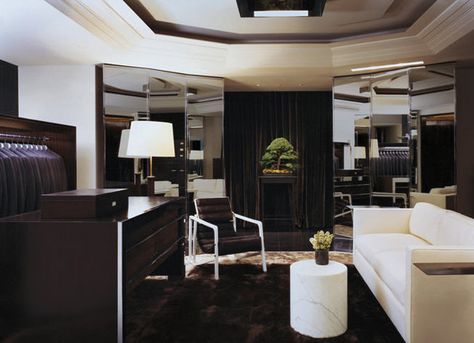 Tom Ford Interior, Fashion Design Office, Closet Interior, Masculine Room, Ford Interior, Design Studio Office, Christian Liaigre, Studio Office, Dressing Rooms