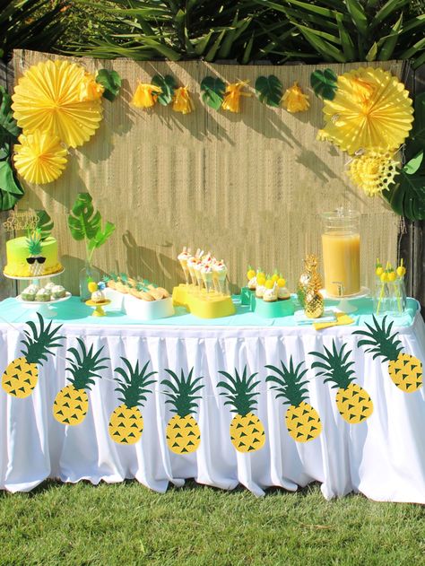 Pineapple Party Favors, Pineapple Birthday Party, Party Planning Business, Pineapple Theme, Pineapple Birthday, Pineapple Party, Hawaiian Birthday Party, Hawaiian Birthday, Fiesta Tropical