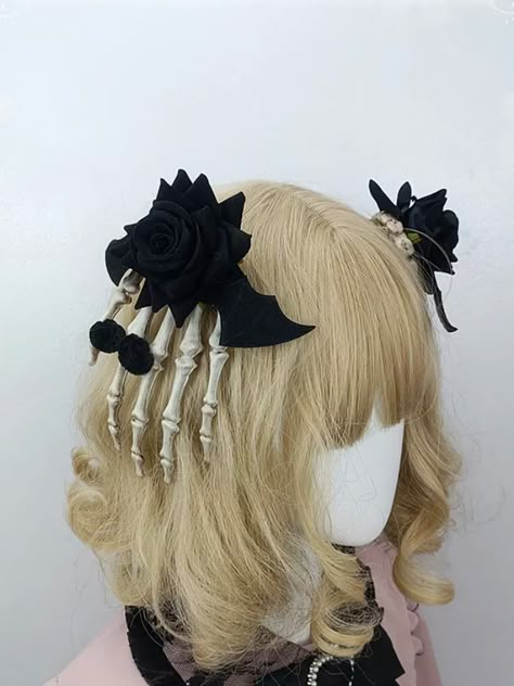 Goth Hair Pins, Spider Clothes, Skull Hair Clip, Black Rose Design, Misa Amane Cosplay, Wings Skeleton, Hair Dye Videos, Gothic Hair Accessories, Gothic Skeleton