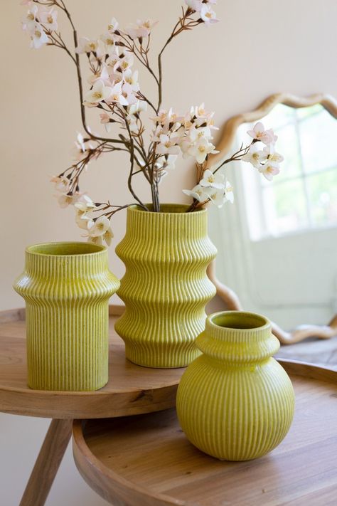 set of 3 chartreuse ceramic vases Outside Plants, Yellow Ceramics, Frame Gallery, Display Furniture, Mirror Painting, Ceramic Set, Ceramic Vases, Vase Set, Lantern Candle Holders