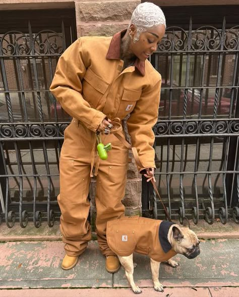 Carhartt Mens Outfits, Carhart Outfit, Photoshoot Flyer, Carhartt Street Style, Carhartt Jacket Outfit Men, Carhartt Fits, Carhartt Outfit Men, Carhartt Pants Outfit, Carhartt Aesthetic