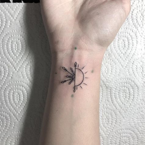 Half Sun Half Snowflake Tattoo, Sun And Snow Tattoo, Sun Snowflake Tattoo, Sun And Snowflake Tattoo, Snowflake Tattoo, Snow Tattoo, Sunshine Tattoo, Snow Flake Tattoo, Circle Tattoos