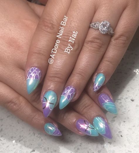 Birthday pieces #nailtech #naildesign #acrylicnails #almondnails #refill #duocolour #mermaidnaila #chromenails #unicornpowder4 #rippledesign #fishscales #piecessymbol #zodiacsymbol #birthdaynails #torontonails #nailswag #adorenailbar Pieces Zodiac Nail Designs, Pisces Nails Designs, Pisces Nails, Zodiac Nail Designs, Pieces Zodiac, Pisces Birthday, Zodiac Symbols, Birthday Nails, Nail Bar