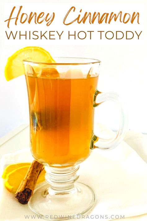 Hot Whiskey Drinks, Hot Winter Cocktails, Hot Winter Drinks, What Is Healthy Food, Hot Toddies Recipe, Cinnamon Red, Healthy Nutrition Plan, Lemon Drink, Hot Toddy