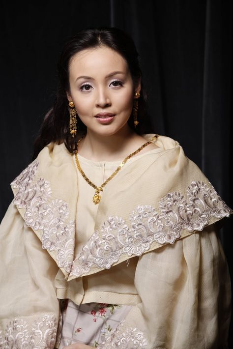 Filipiniana Traditional, Maria Clara Dress Philippines, Maria Clara Gown, Philippine Wedding Dress, Maria Clara Dress, Philippine Costume, Filipiniana Outfit, Filipiniana Fashion, Philippines Dress