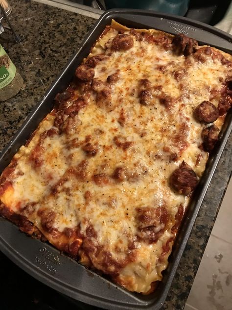 [Homemade] Lasagna #food #foods Lasagna Food, Vegetarian Lasagna, Homemade Lasagna, Cream Photos, Ice Cream Photos, Dessert Pictures, Dinner Wedding, Gluten Free Cooking, Kitchen Inspo