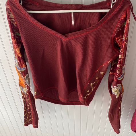 Red Free People Longsleeve, Never Worn Vintage Free People, Eclectic Townhouse, Scorpio Fashion, Wild Outfits, Easy Trendy Outfits, Free People Sweaters, Comfort Color, Free People Sweater, Narnia