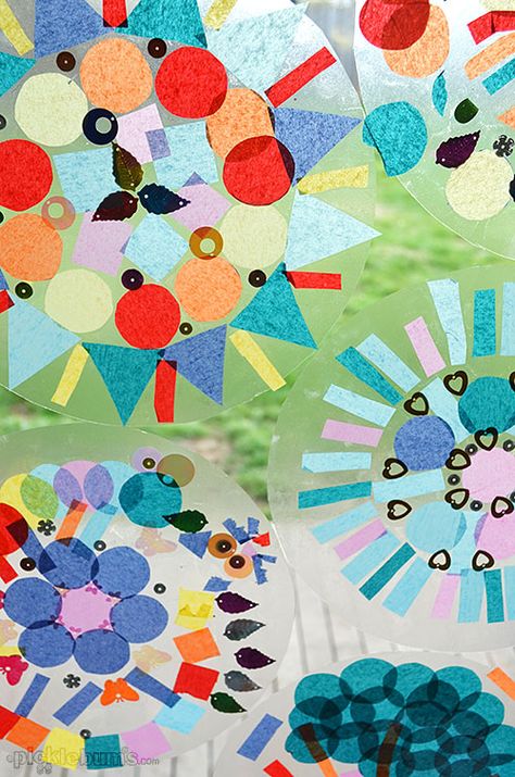 Easy Contact Paper Mandalas (with free printable template to help with symmetry if required) Collage Mandala, Mandalas Drawing, Mandalas Design, Kindergarten Art, Art Activities For Kids, Contact Paper, Camping Art, Childrens Crafts, Preschool Art