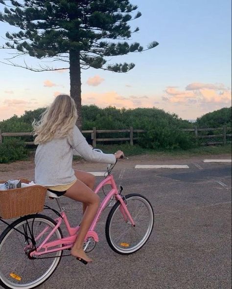 www.makenzy.gr Bucket List Activities, Lover Taylor Swift, Lover Taylor, Australia Bucket List, Beach Cruiser Bicycle, Bucket List Ideas, Cruiser Bicycle, Beach Cruiser, List Ideas