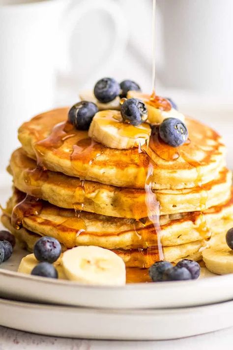 Easy Banana Pancakes for Two - Baking Mischief Small Batch Pancake Recipe, Pancake Recipe For 2, Recipes For Friends, Fluffy Banana Pancakes, Pancakes For Two, Pancakes For One, Easy Banana Pancakes, Recipes For 2, Banana Oat Pancakes