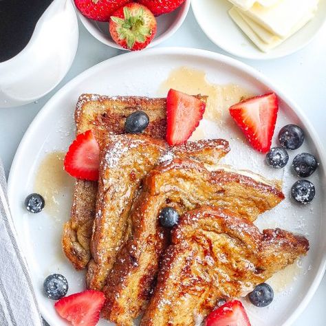 Cinnamon Swirl French Toast - Kathryn's Kitchen Cinnamon Swirl French Toast, Berry French Toast Bake, Dairy Free French Toast, Easy Weekend Breakfast, Ella Vegan, Awesome French Toast Recipe, Berry French Toast, Homemade French Toast, Classic French Toast