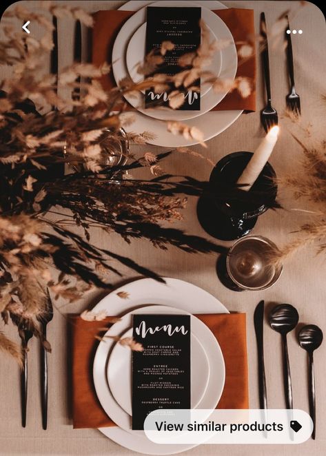 Black Silverware Table Settings Wedding, Black White Rust Wedding, Black Gold Burnt Orange Wedding, Black Rust And Gold Wedding, Black And Rust Table Setting, Black Flatware Table Setting Wedding, Dehydrated Citrus Wedding Decorations, Black And Orange Table Decor, Modern Boho Wedding Centerpieces