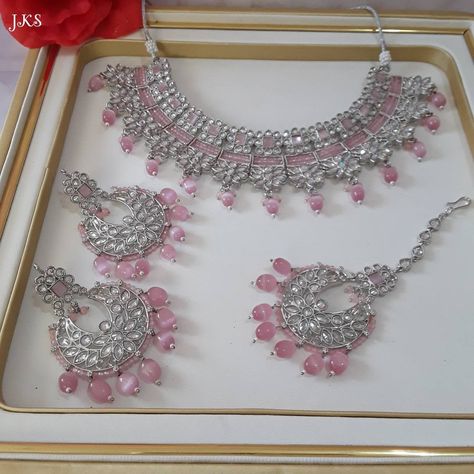 Silver necklace set