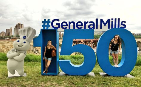 Giant Numbers, Event Entrance Arch, Work Event Ideas, Peter Rabbit Illustration, Brand Activation Ideas, Launch Event Ideas, Event Booth Design, Event Entrance, Giant Letters