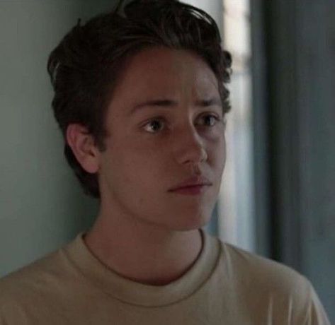 Eathen Cutkosky, Carl Gallagher Icon, Shameless Us, Carl Shameless, Ethan Cutkosky, Shameless Characters, Shameless Tv Show, Carl Gallagher, Allen White