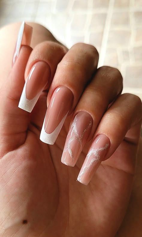 French On Ballerina Nails, French With Marble Nails, Marble And French Nails, Nails Marmo, French Marble Nails, Marble Nails With Glitter, Marmer Nails, Nails Inspo Ballerina, French Nails Ballerina