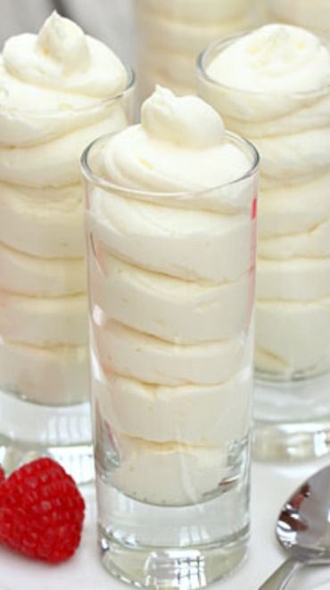 Lemon Cheesecake Mousse: Light, refreshing dessert. Used homemade Meyer lemon curd & it's SO good!! Would be great as a parfait w crumbled cookies (sugar, graham, vanilla wafers...) for some crunch.~LW Lemon Cheesecake Mousse, Mousse Dolce, Lemon Cheese, Cheesecake Mousse, Dessert Aux Fruits, Pudding Desserts, Lemon Cheesecake, Lemon Desserts, Lemon Recipes