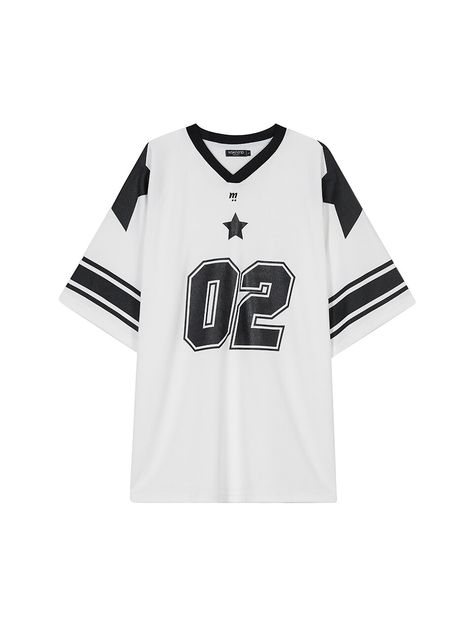 Football Jersey Design Ideas, Oversized Jersey Outfit, Oversize Shirt Outfit, Jersey Shirt Outfit, Sport Jersey Design, Jersey Aesthetic, School Jersey, Football Jersey Shirt, Oversized Jersey