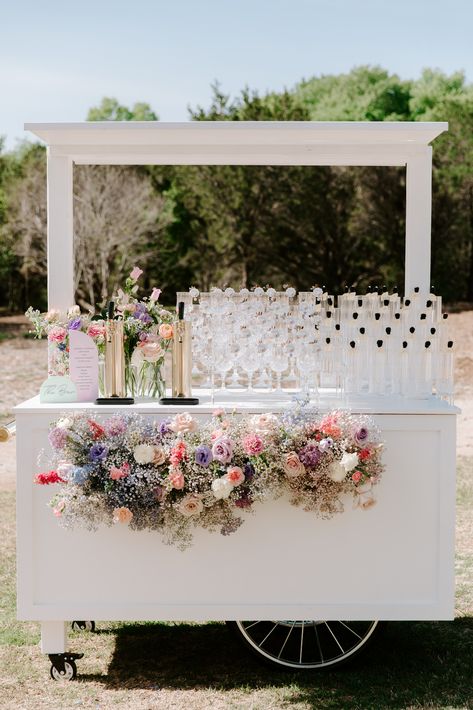 Flower Cart Sign, Mimosa Cart, Table Floral Runner, Art Flower Wallpaper, Flower Bar Ideas, Wedding Bar Cart, Flower Box Welcome Sign, Interactive Photo Booth, Wedding Cart