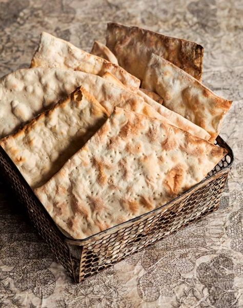 Unleavened Bread Recipe, Passover Menu, Feast Of Unleavened Bread, Seder Meal, Jewish Cuisine, Matzo Meal, Passover Recipes, Kosher Recipes, Jewish Recipes