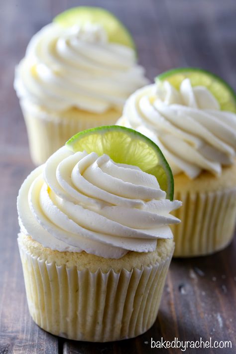 Lime Buttercream, Cupcake Frosting Recipes, Margarita Cupcakes, Homemade Margaritas, Boozy Cupcakes, Lime Curd, Lime Cupcakes, Lime Desserts, Curd Filling