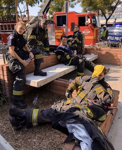 Station 19 Cast, Okieriete Onaodowan, Jay Hayden, Jaina Lee Ortiz, Barrett Doss, Grey Damon, Becoming A Firefighter, Firefighter Humor, Firefighter Gear