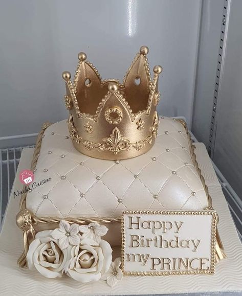 Crown Cakes For Men, Crown Birthday Cake For Women, Cake Queen Birthday, Royalty Theme Cake, Queen Birthday Cake Crowns, Bae Birthday, Golden Birthday Cakes, Happy Birthday Prince, Queen Cake