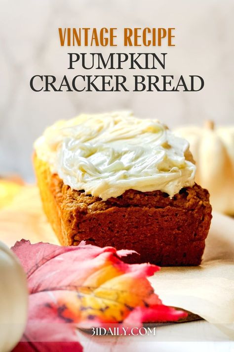 Create this fun and delicious vintage recipes for Pumpkin Cracker Bread! This fall recipe made with pumpkin purée, graham cracker crumbs and delicious fall spices, is quite delicious, moist and, it couldn't be easier to make with 5 ingredients and zero flour. Bring back a classic this Thanksgiving and make this tasty Pumpkin Cracker Bread! Vintage Pumpkin Recipes, Pumpkin Cracker Bread, Cracker Bread Recipe, Cracker Bread, Recipes For Pumpkin, Cooks Country, Traditional Thanksgiving Recipes, 31 Daily, Savory Breads