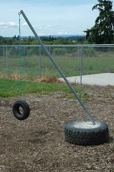 Dog tire swing Dog Tire Playground, Backyard Ideas Diy, Yard Playground, Dog Training Tricks, Outdoor Dog Area, Backyard Dog Area, Dog Play Area, Hotel Pet, Dog Friendly Backyard